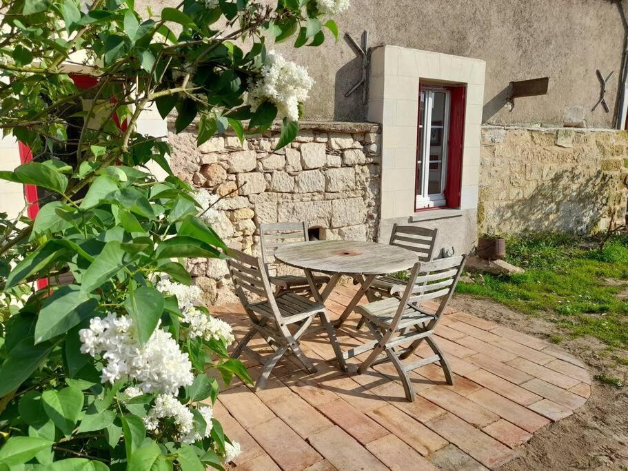 Gite En Bord De Loire Blaison-Saint-Sulpice Zewnętrze zdjęcie
